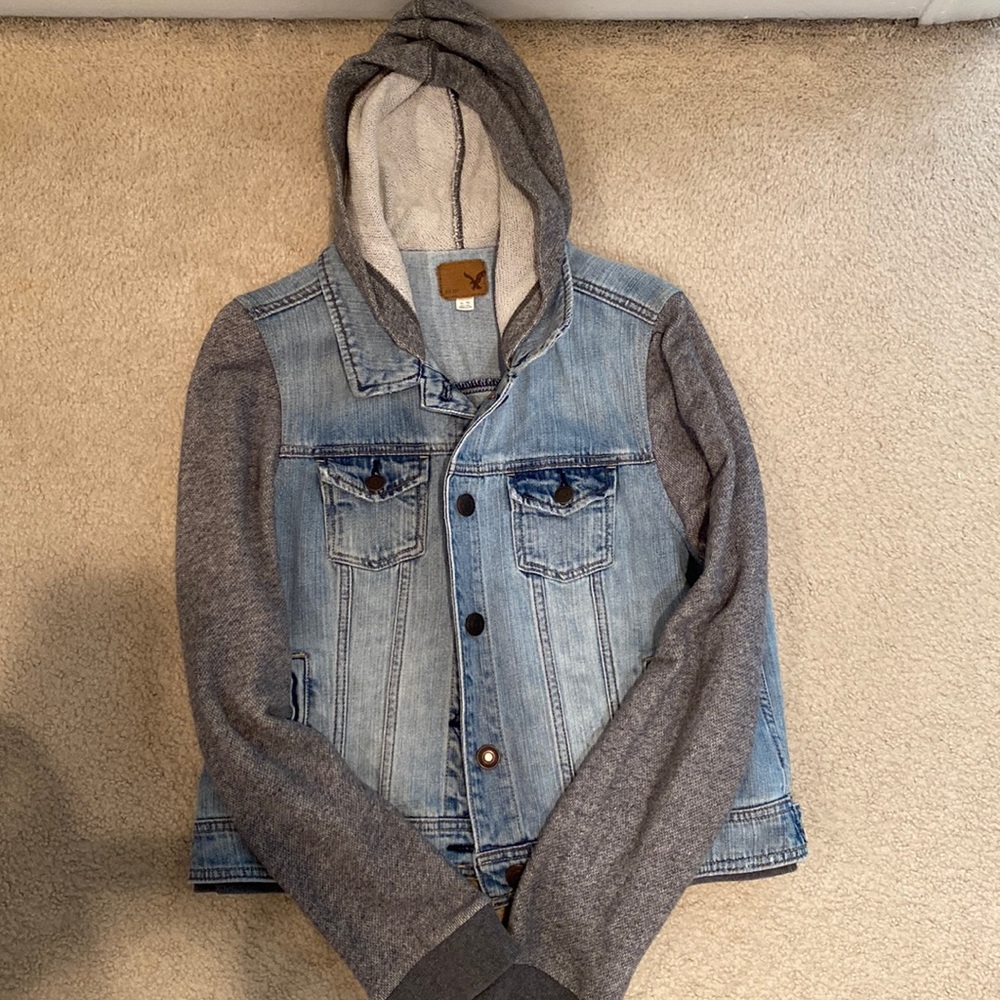 American Eagle sweatshirt/jean jacket